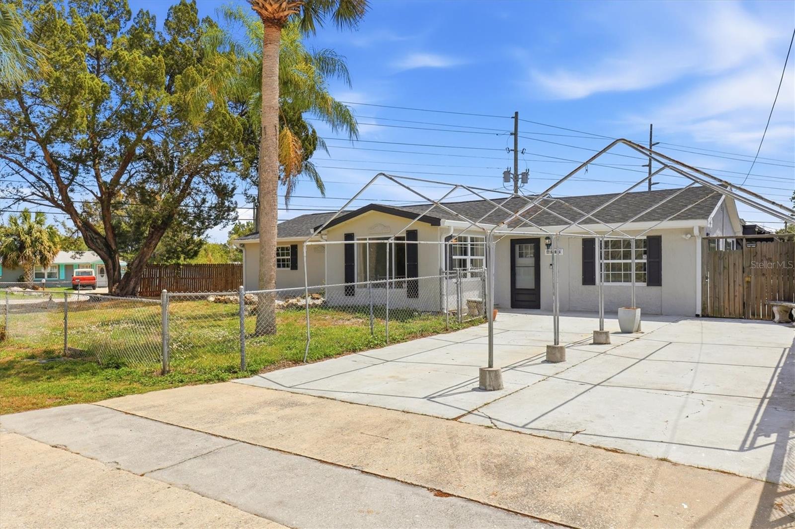 CAPE CAY - Residential