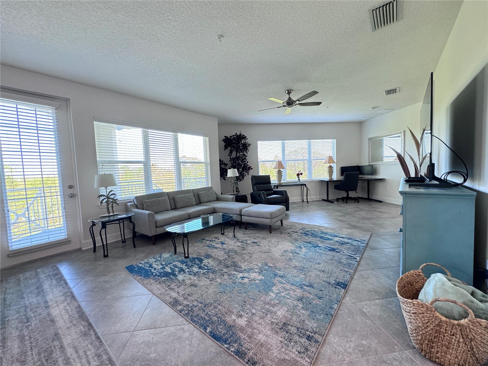 PALMA SOLA BAY CLUB PH 12 - Residential Lease