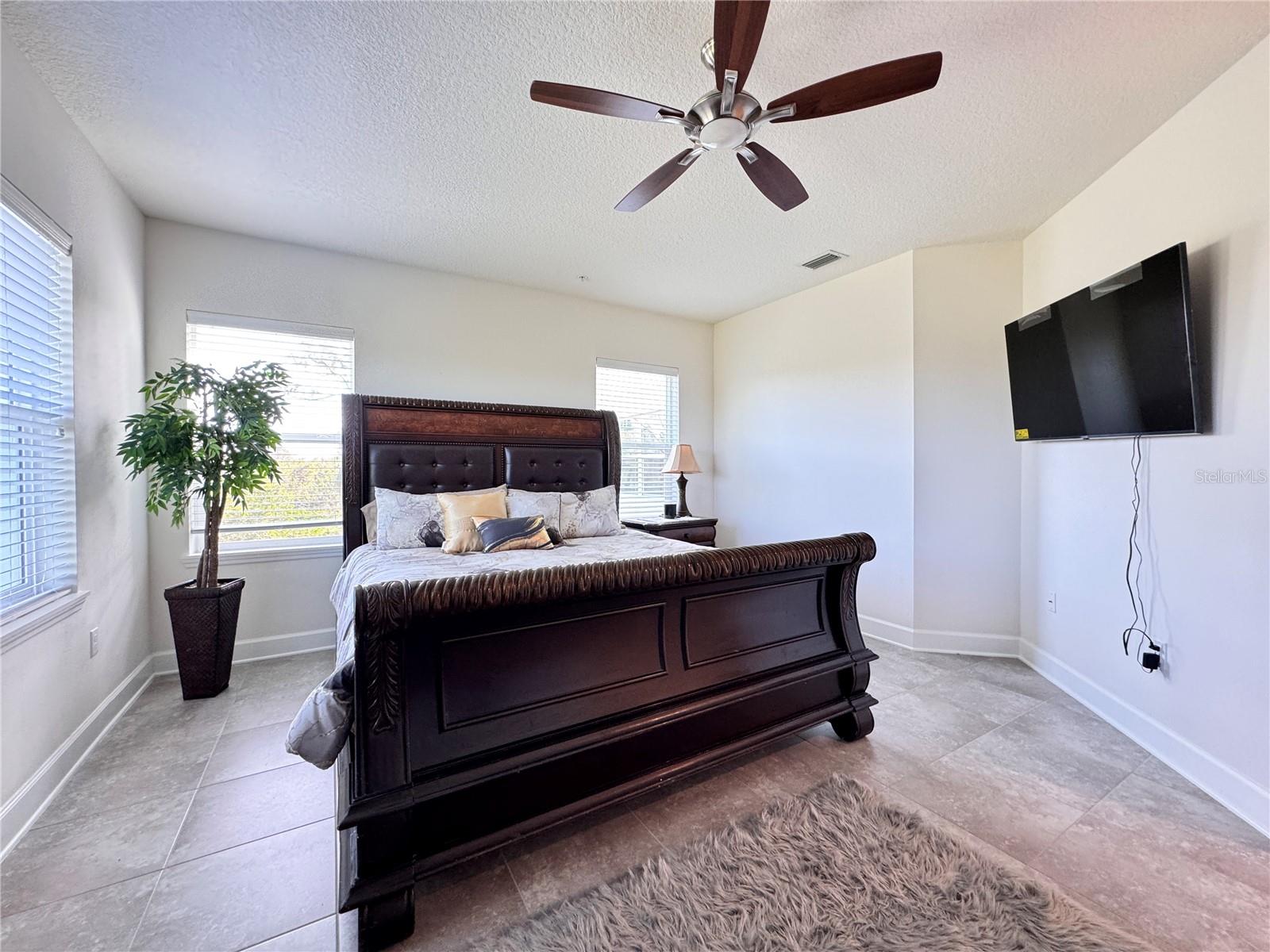 PALMA SOLA BAY CLUB PH 12 - Residential Lease