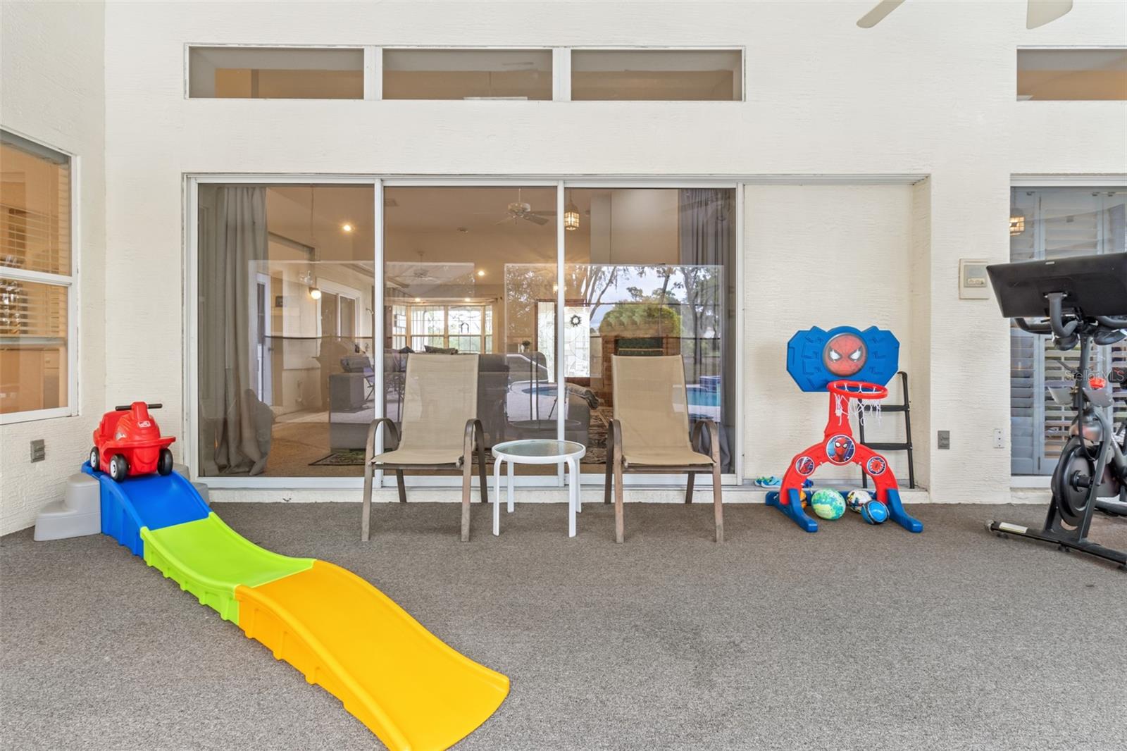 SPRING HILL - Residential