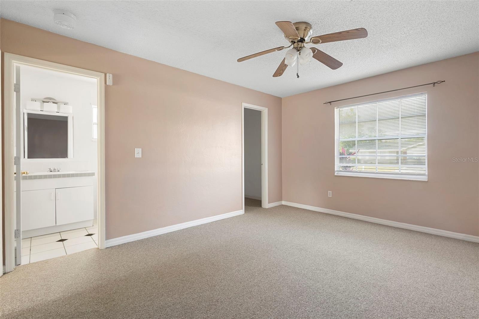 DELTONA LAKES UNIT 17 - Residential