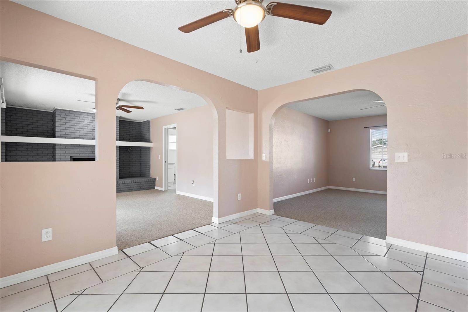 DELTONA LAKES UNIT 17 - Residential