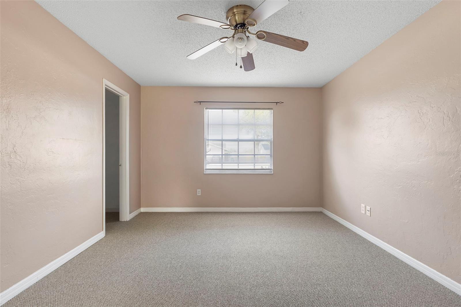 DELTONA LAKES UNIT 17 - Residential