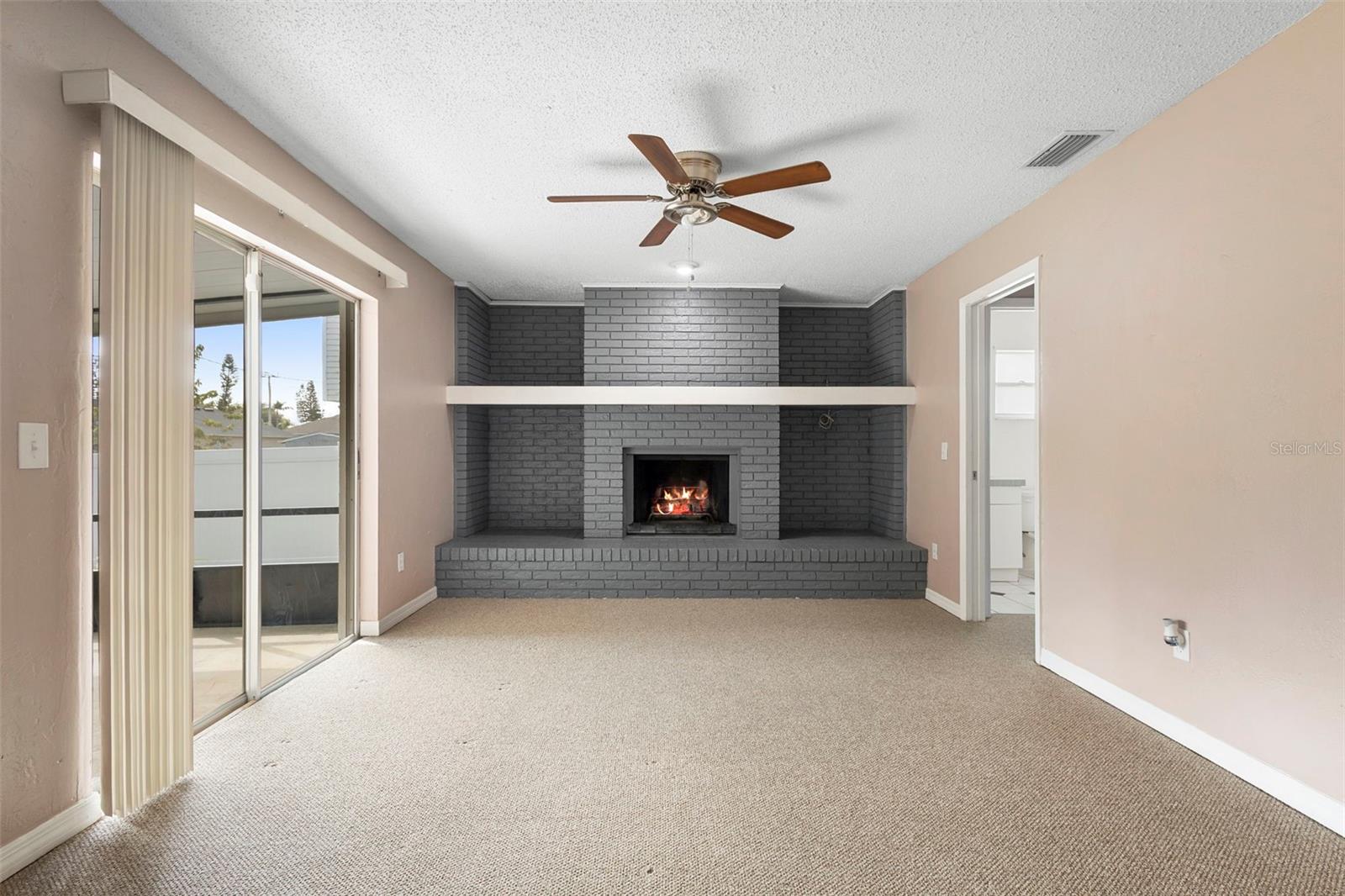 DELTONA LAKES UNIT 17 - Residential