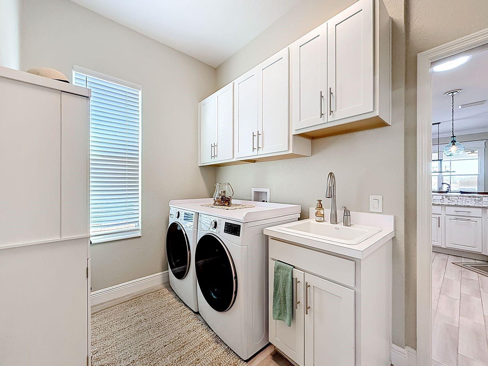 ENCLAVE/LAKESIDE LNDGS - Residential