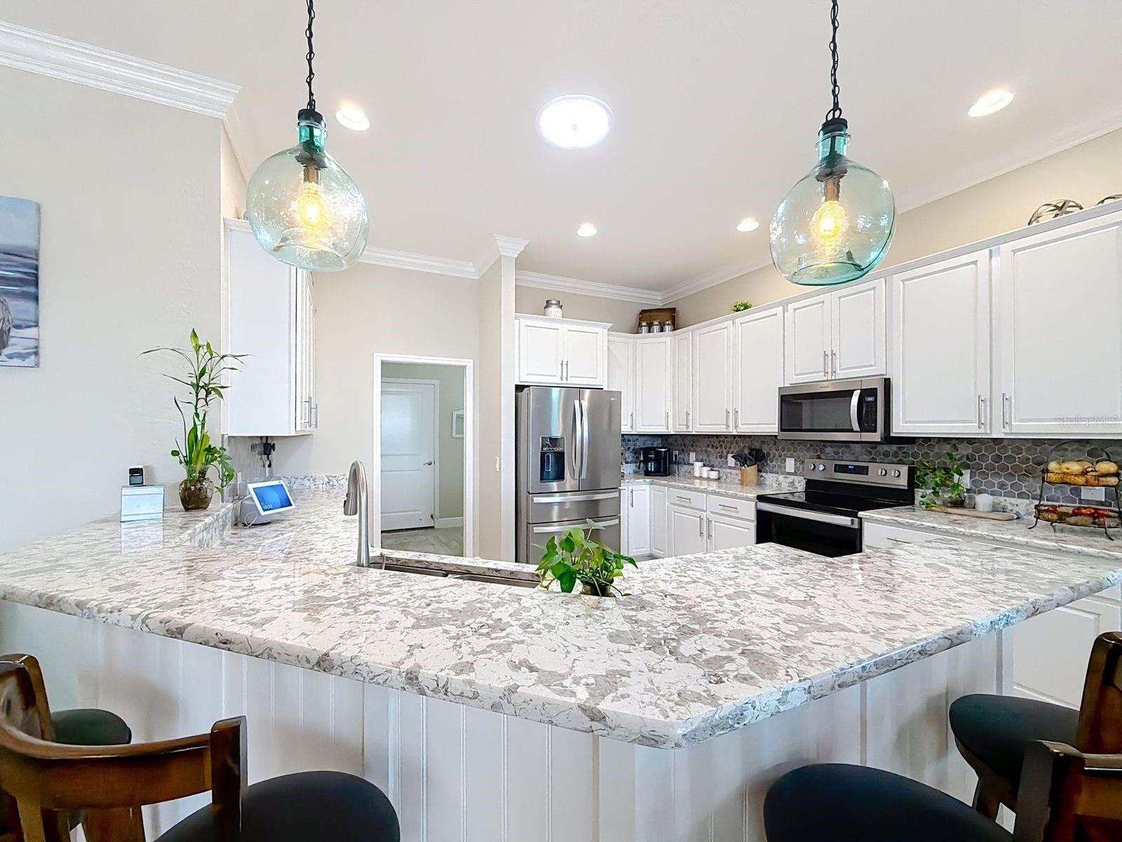 ENCLAVE/LAKESIDE LNDGS - Residential