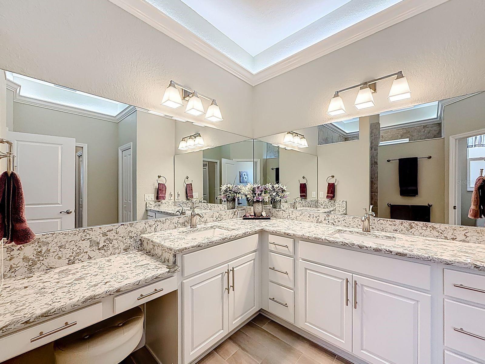 ENCLAVE/LAKESIDE LNDGS - Residential