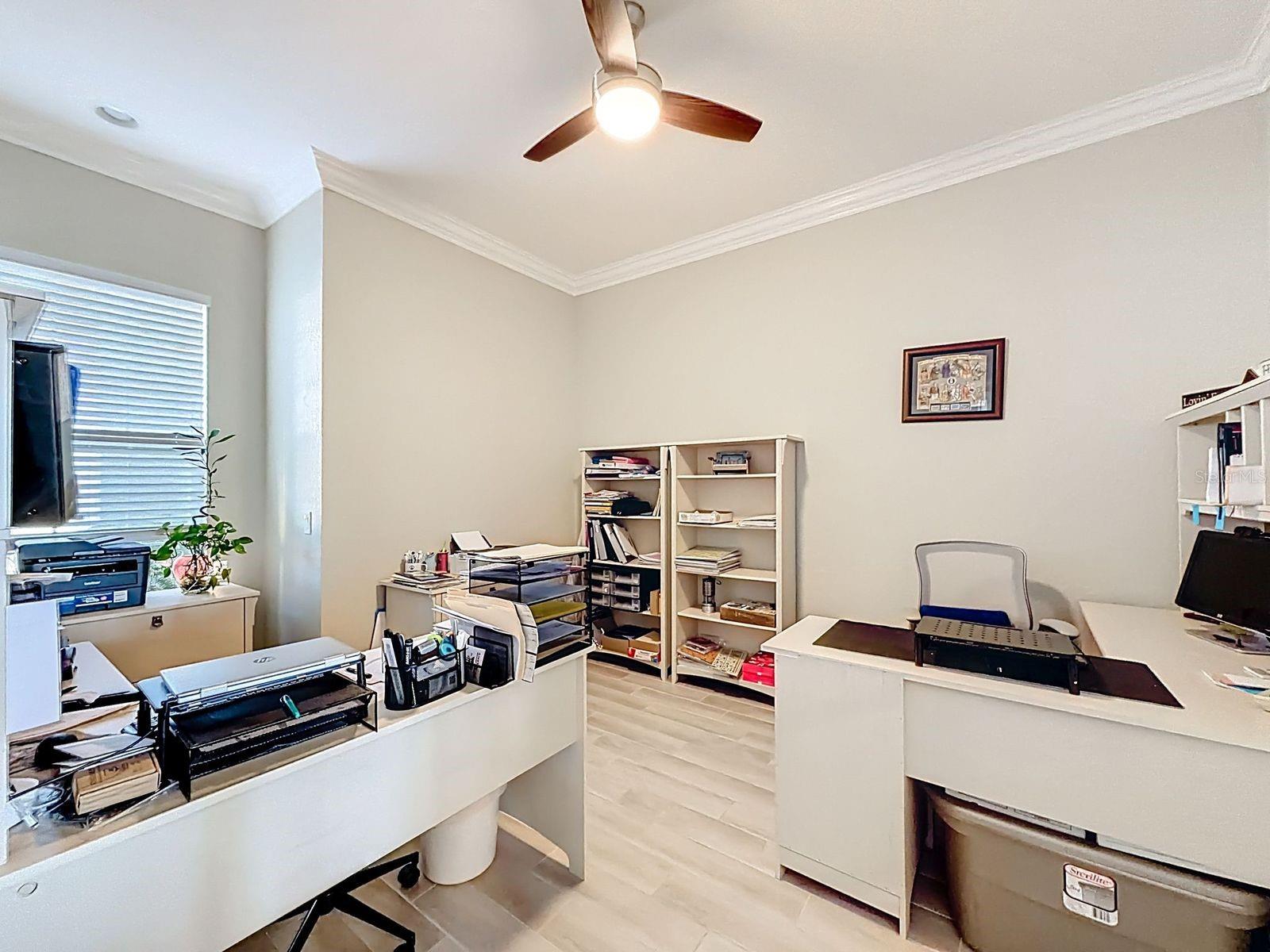 ENCLAVE/LAKESIDE LNDGS - Residential