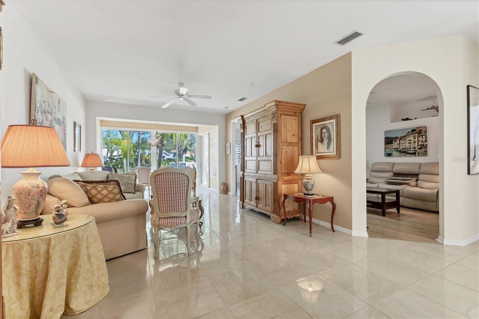 TARA VILLAS - Residential