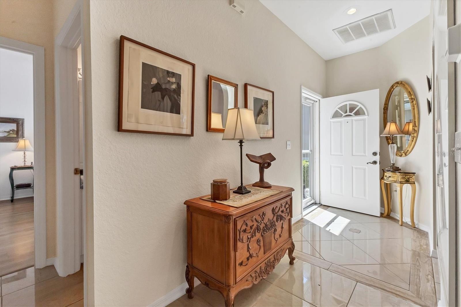 TARA VILLAS - Residential