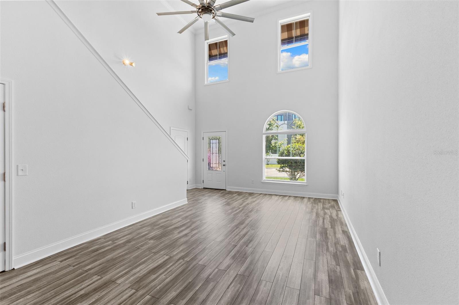 KENYON TWNHMS A - Residential Lease