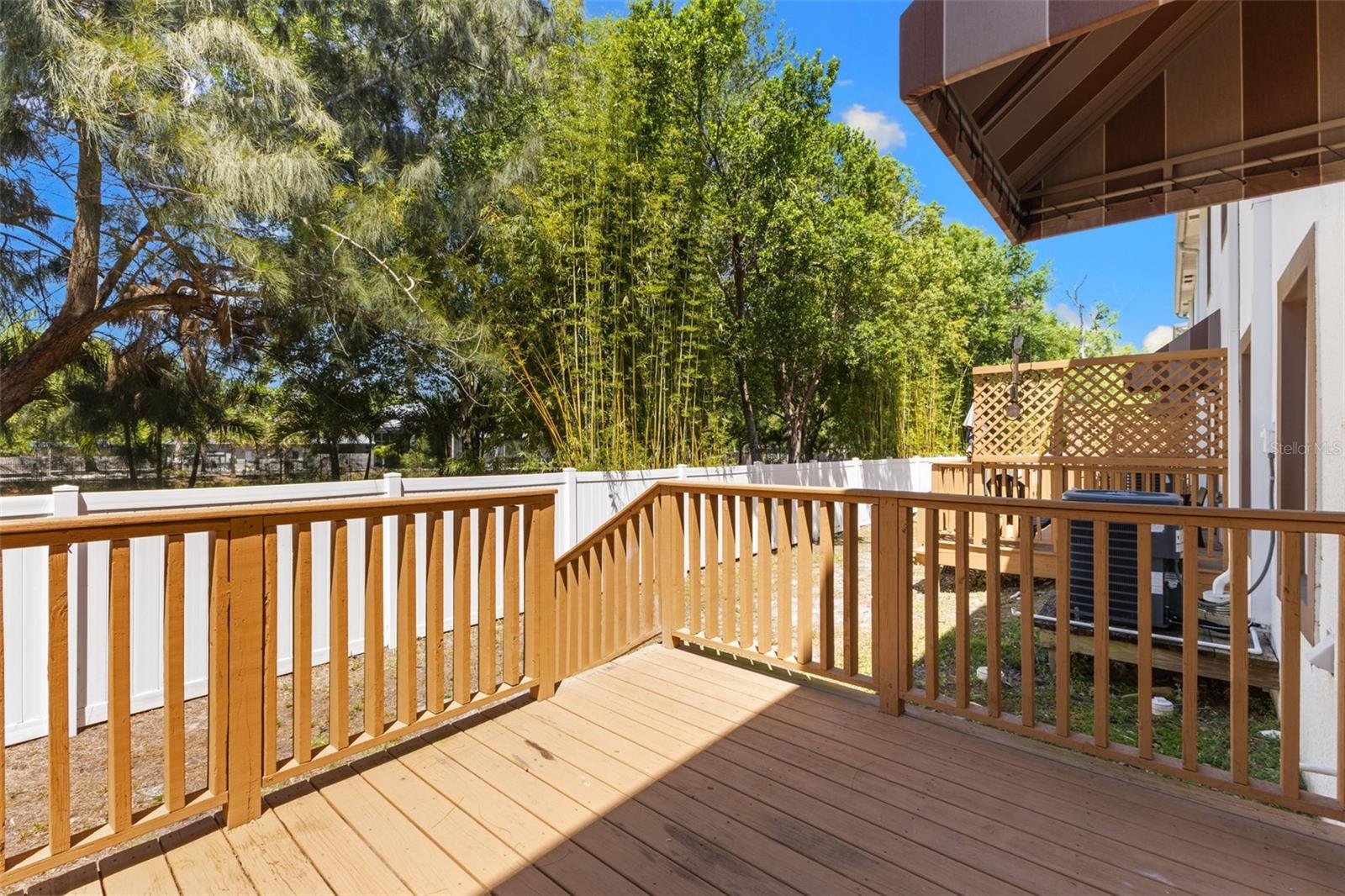 KENYON TWNHMS A - Residential Lease