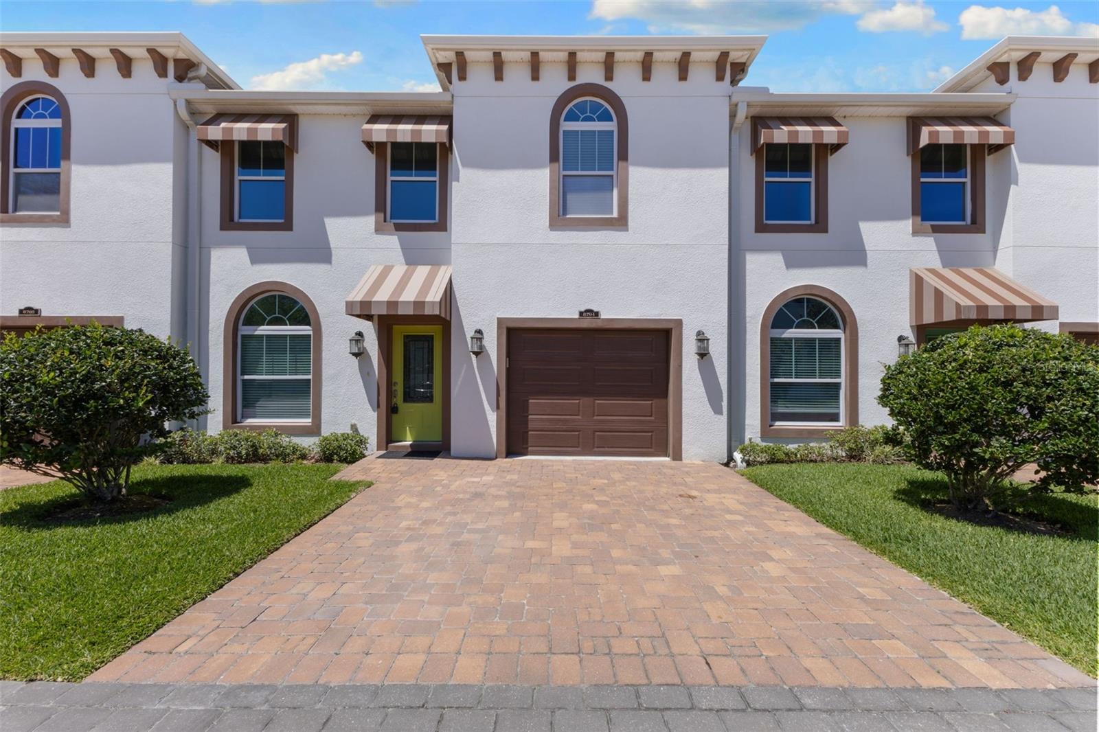 KENYON TWNHMS A - Residential Lease