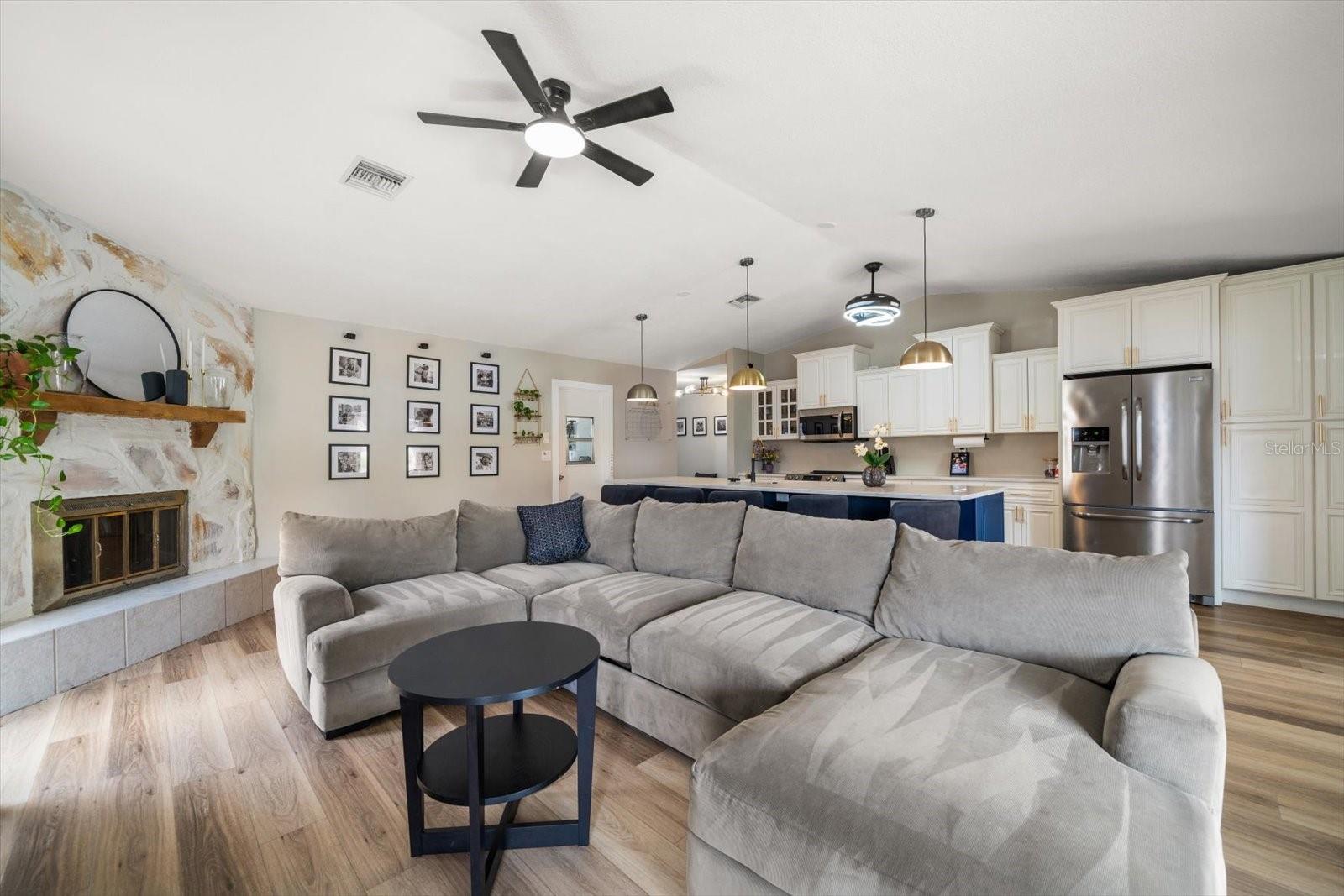 AUTUMN RUN-UNIT 3 - Residential