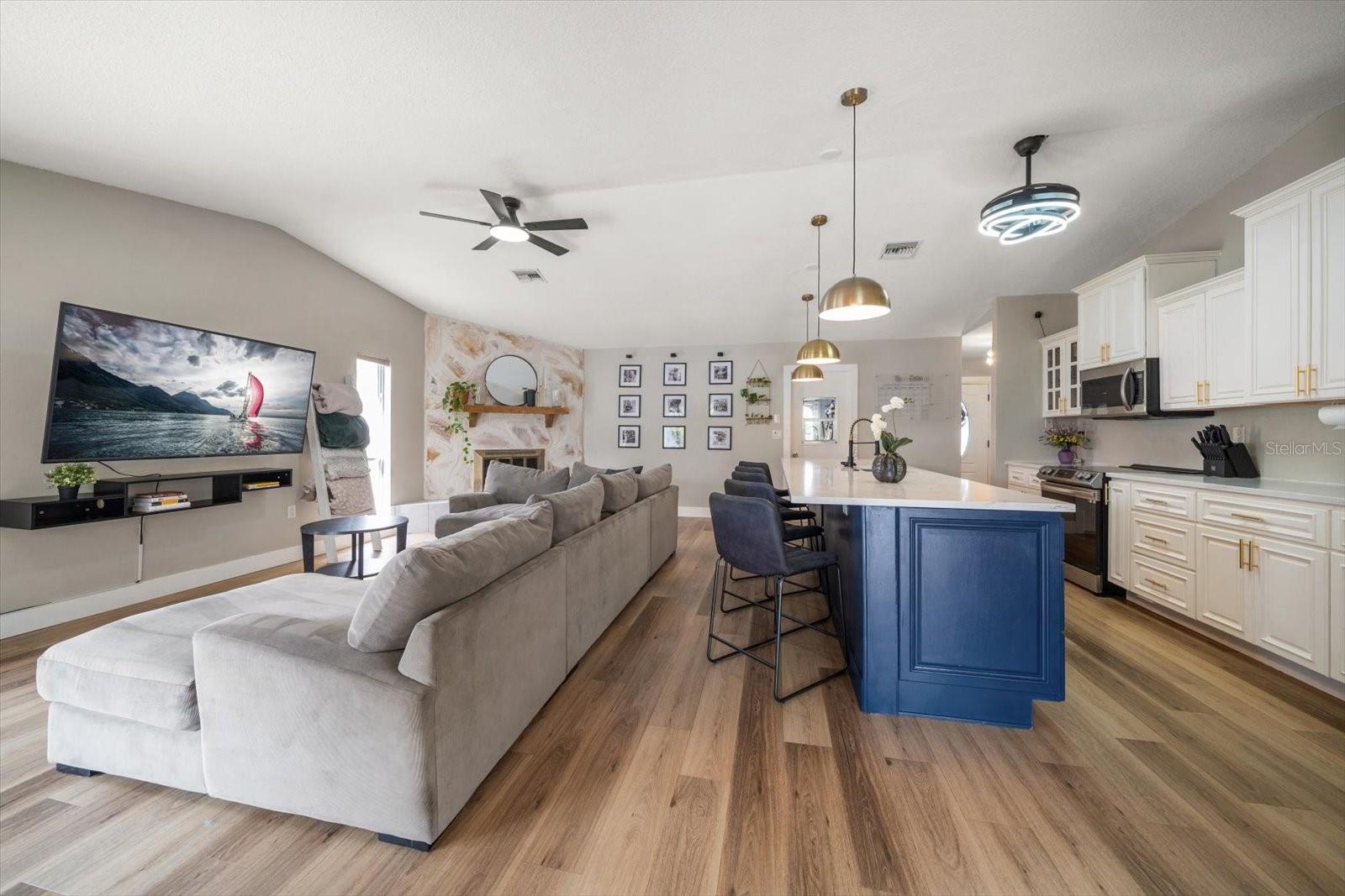 AUTUMN RUN-UNIT 3 - Residential