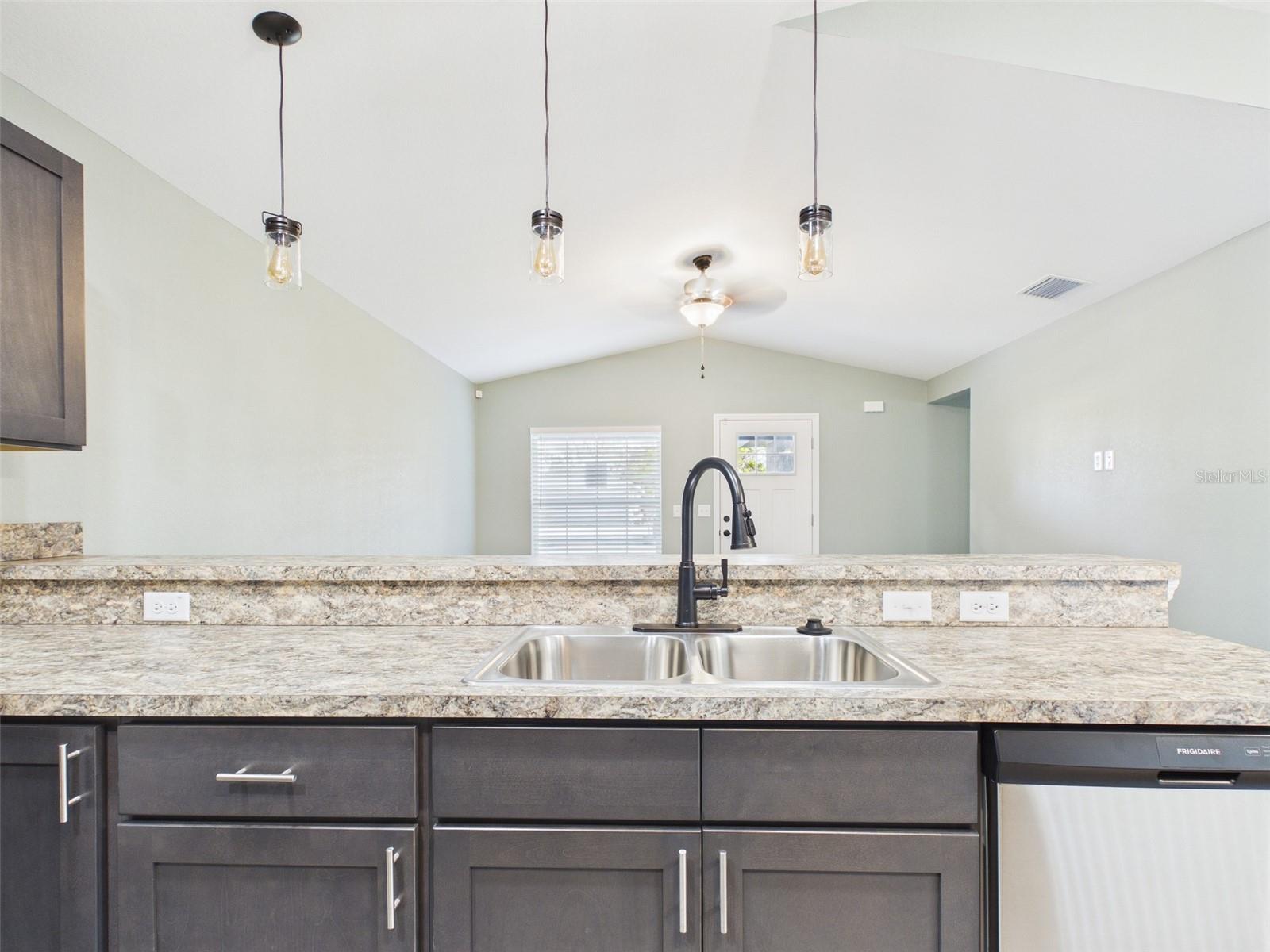 HAMPTON & FRANKLIN SUB - Residential