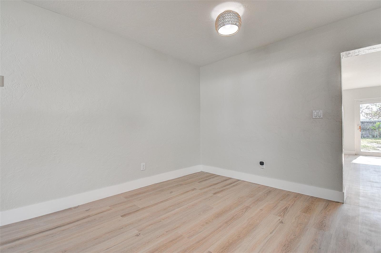 SUN-LIT SHORES - Residential