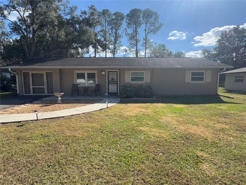 Photo of 6084 SE 119 Street, Belleview, FL 34420 (MLS # G5104832)