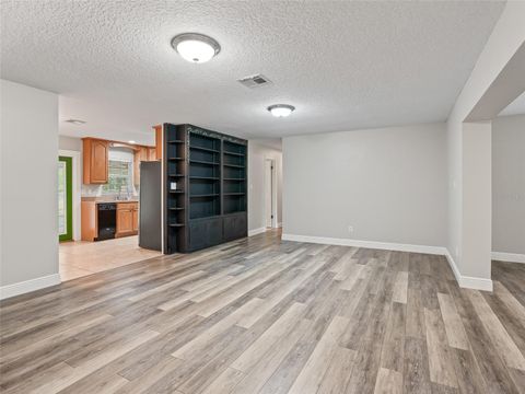 Tiny photo for 8234 S Us 301, Bushnell, FL 33513 (MLS # G5110149)