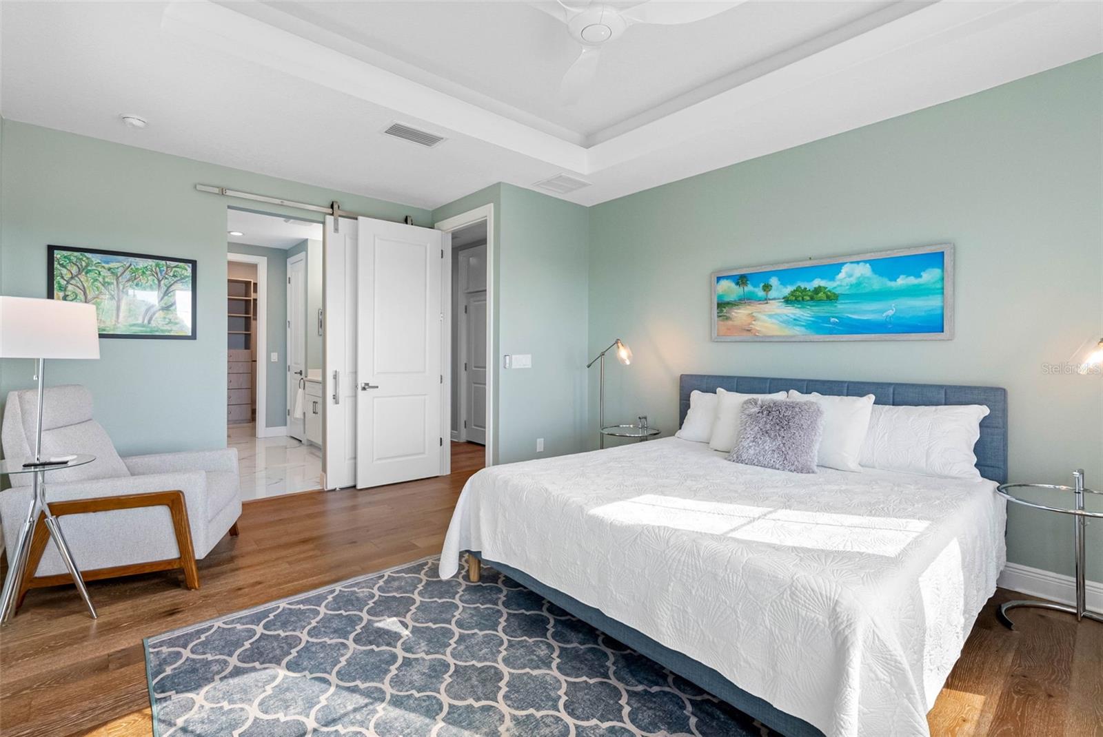 SEA PALMS - Residential