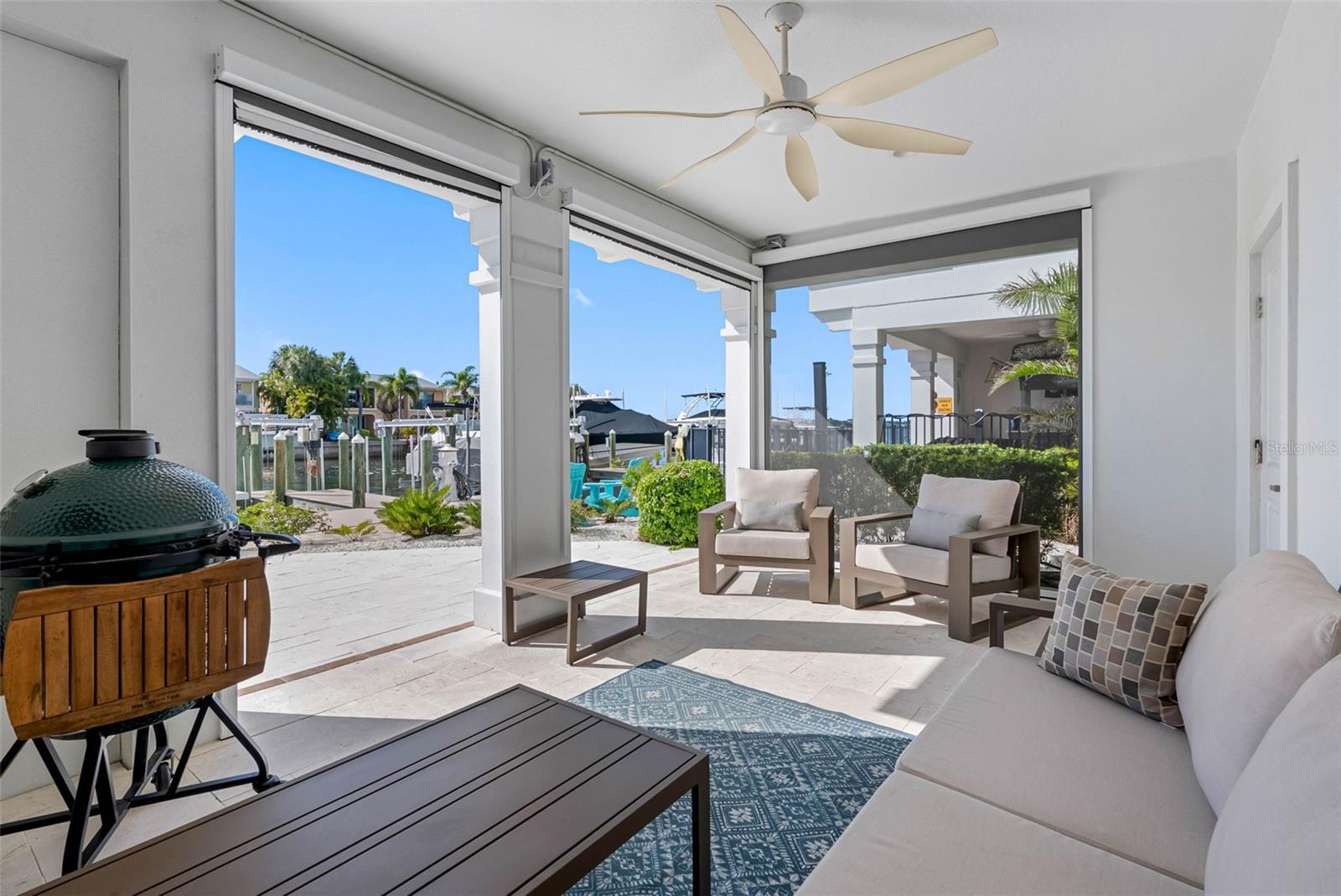 SEA PALMS - Residential