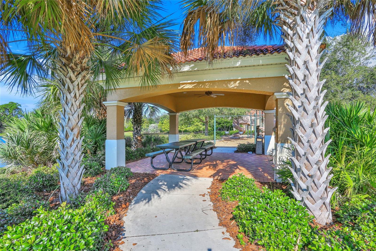WILLOWBEND PH 1 - Residential