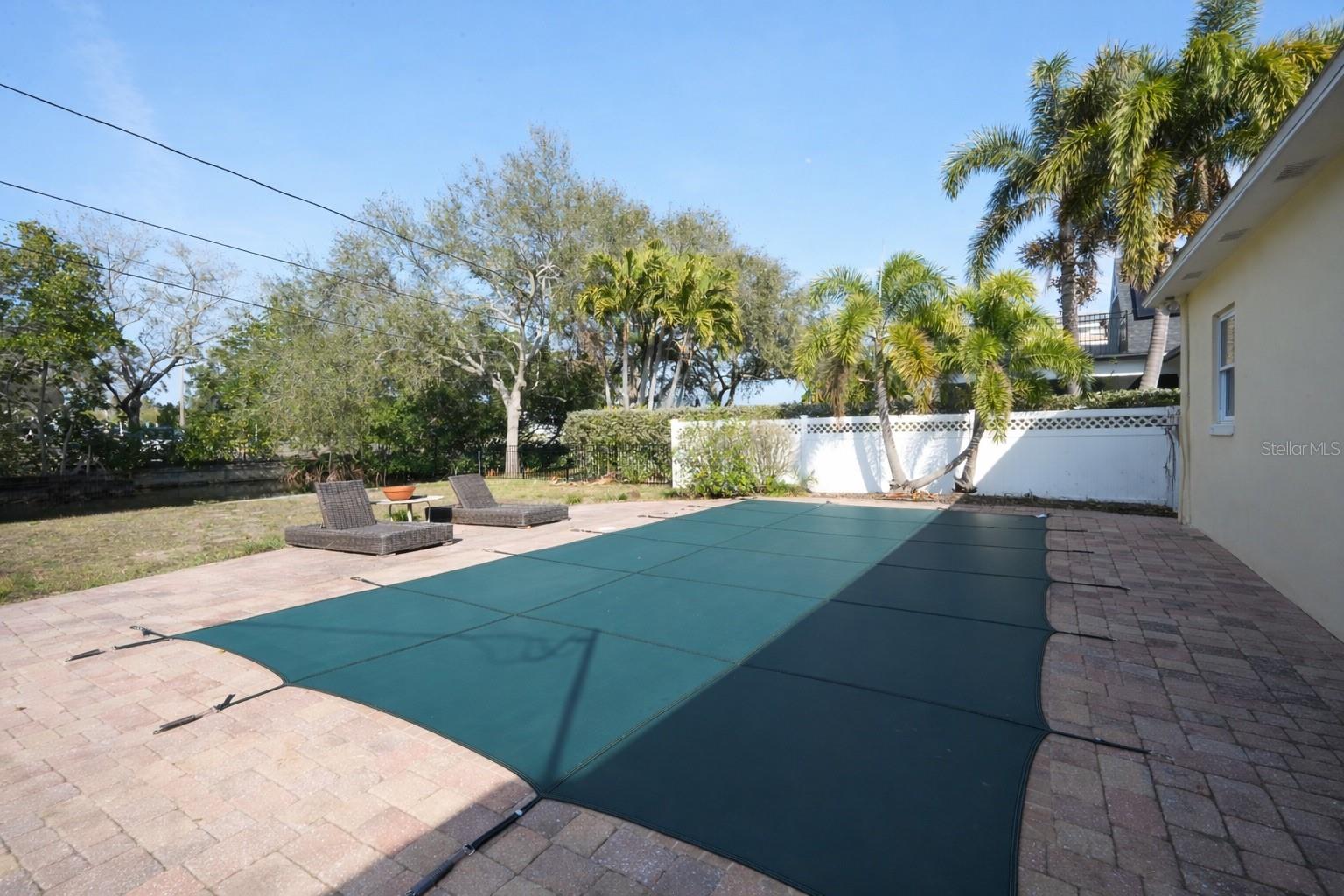 COFFEE POT ADD SNELL & HAMLETTS - Land