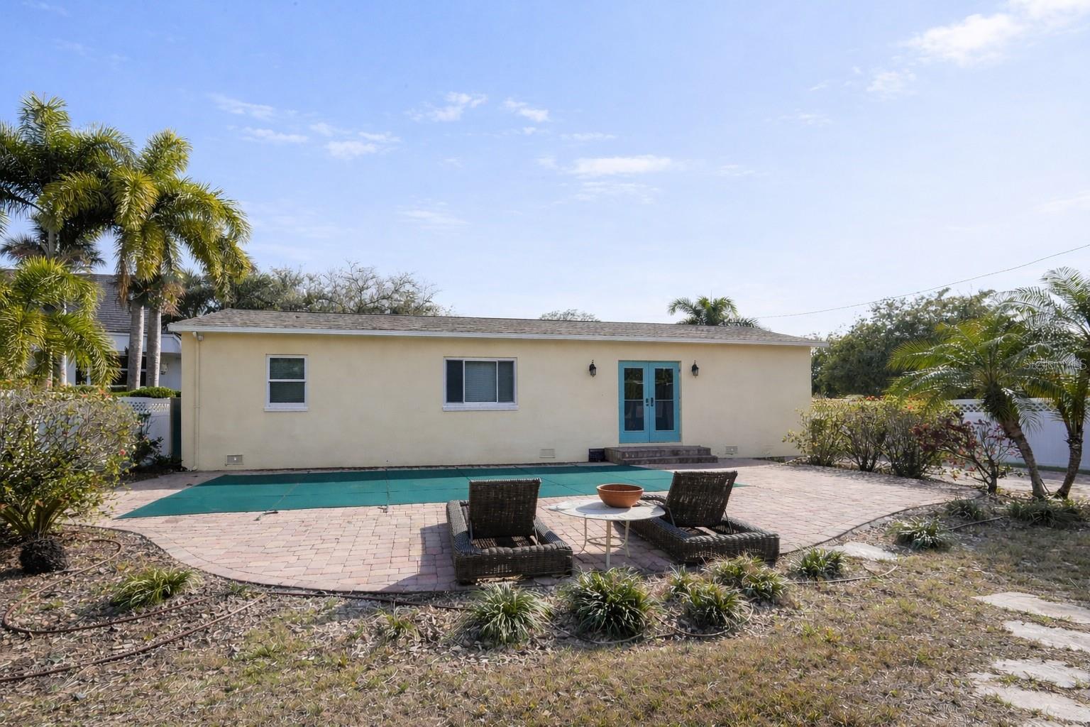 COFFEE POT ADD SNELL & HAMLETTS - Land