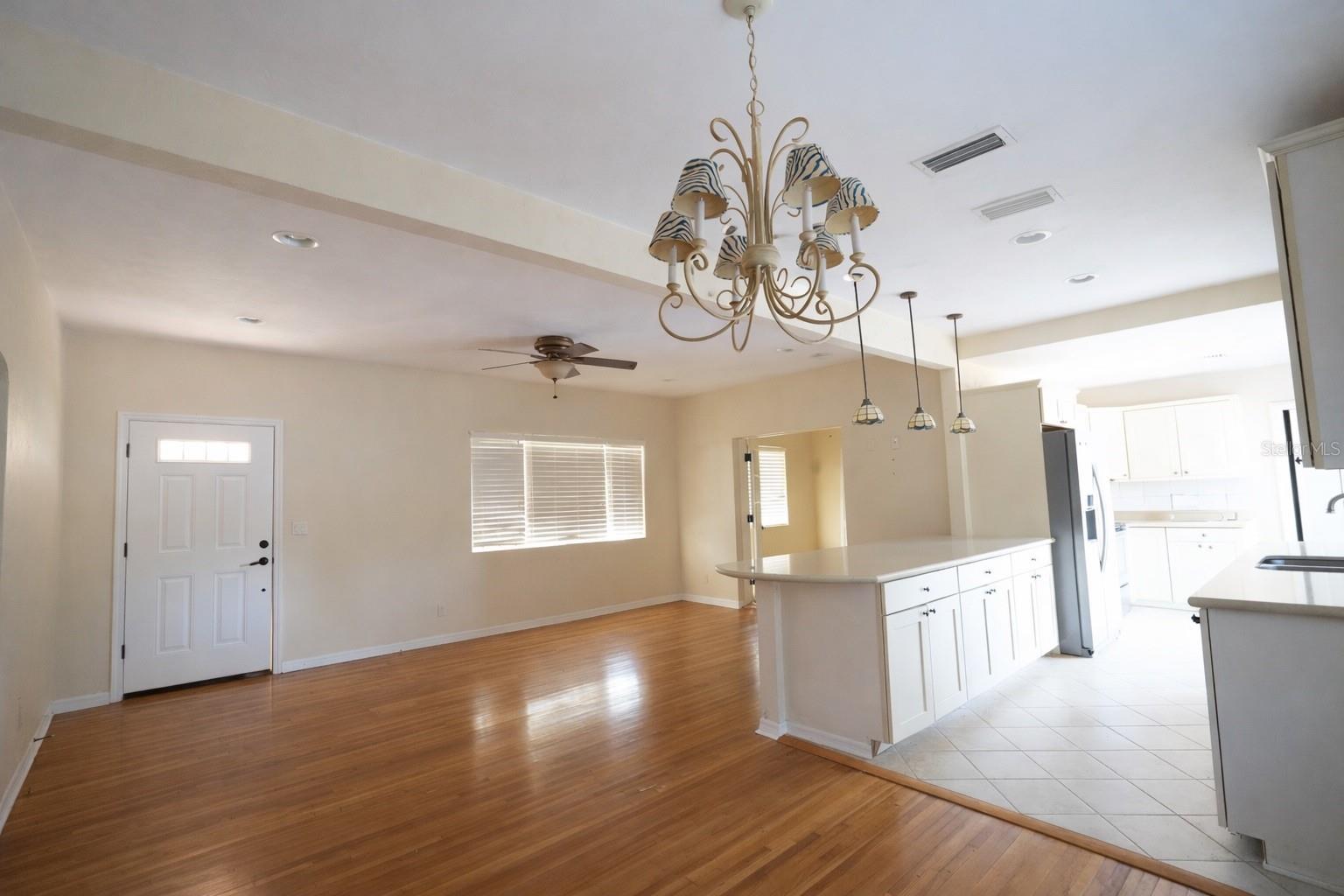 COFFEE POT ADD SNELL & HAMLETTS - Land