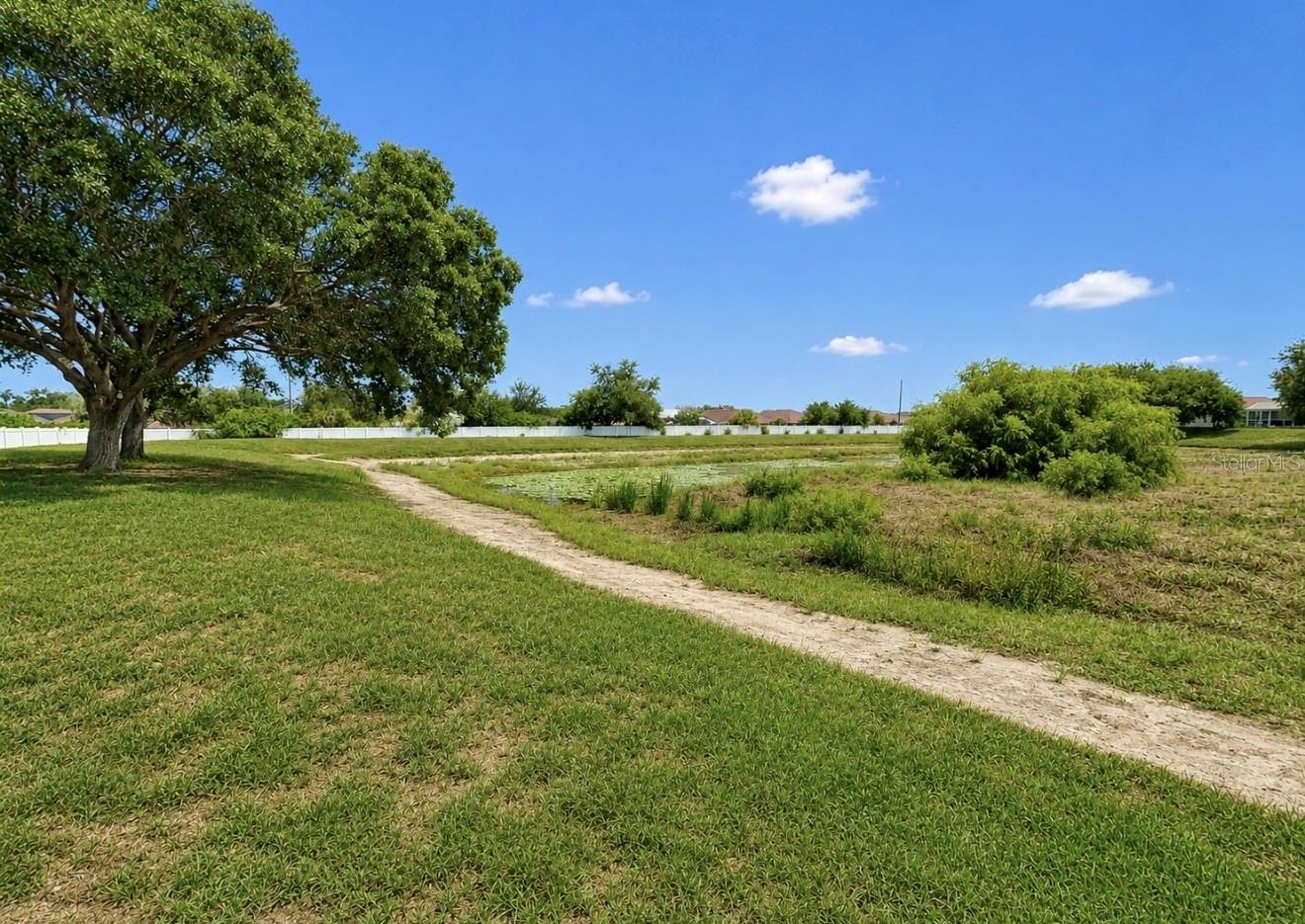 SOUTH POINTE PH 8 - Residential