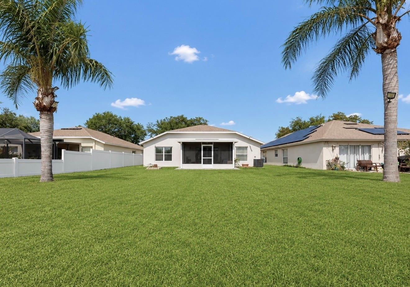 SOUTH POINTE PH 8 - Residential