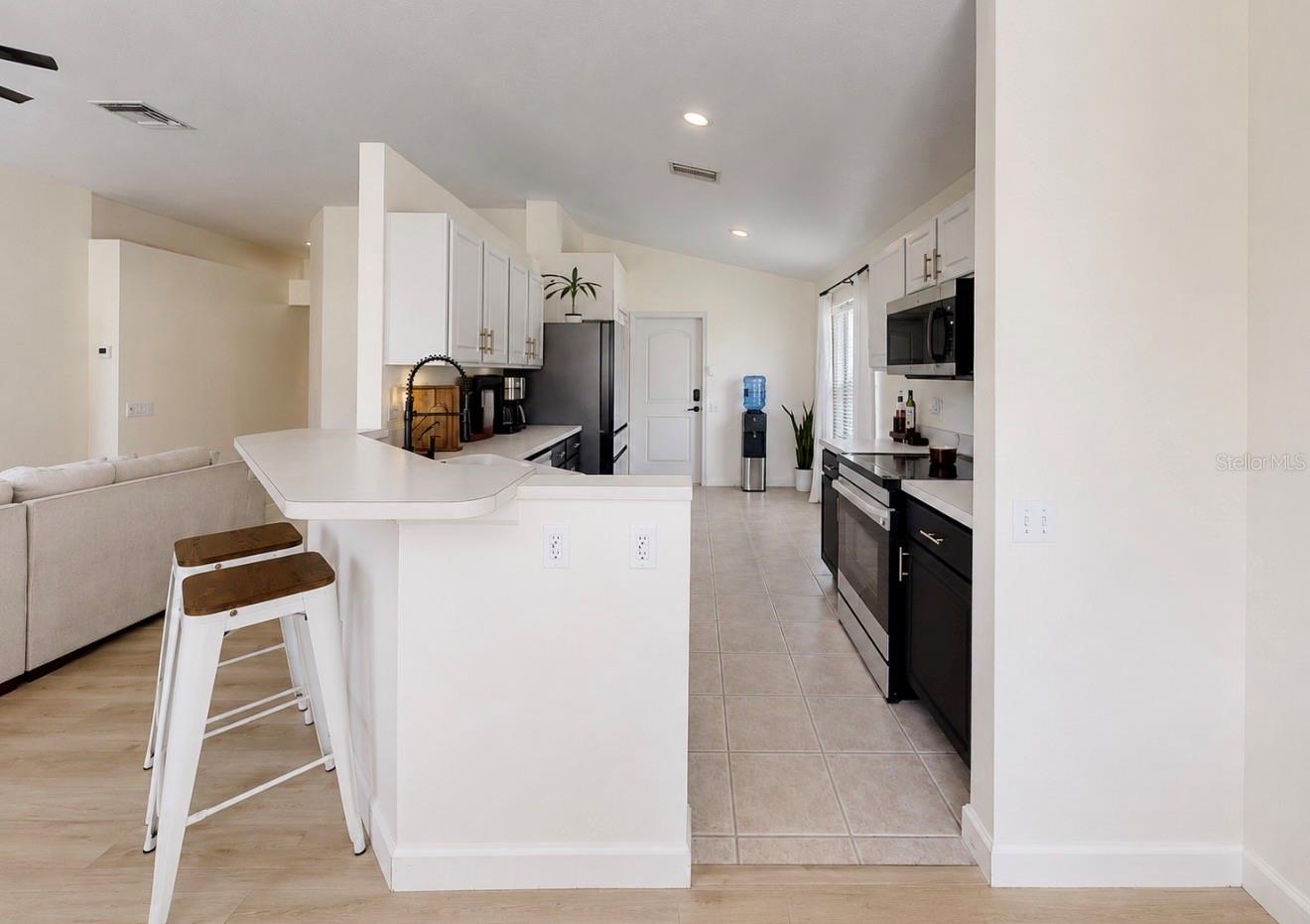SOUTH POINTE PH 8 - Residential