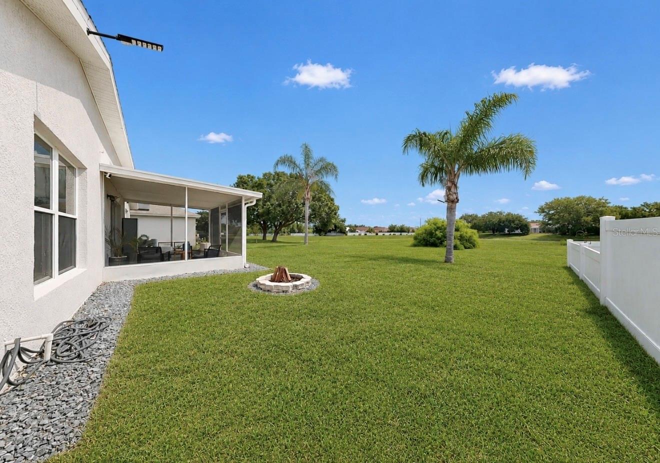 SOUTH POINTE PH 8 - Residential