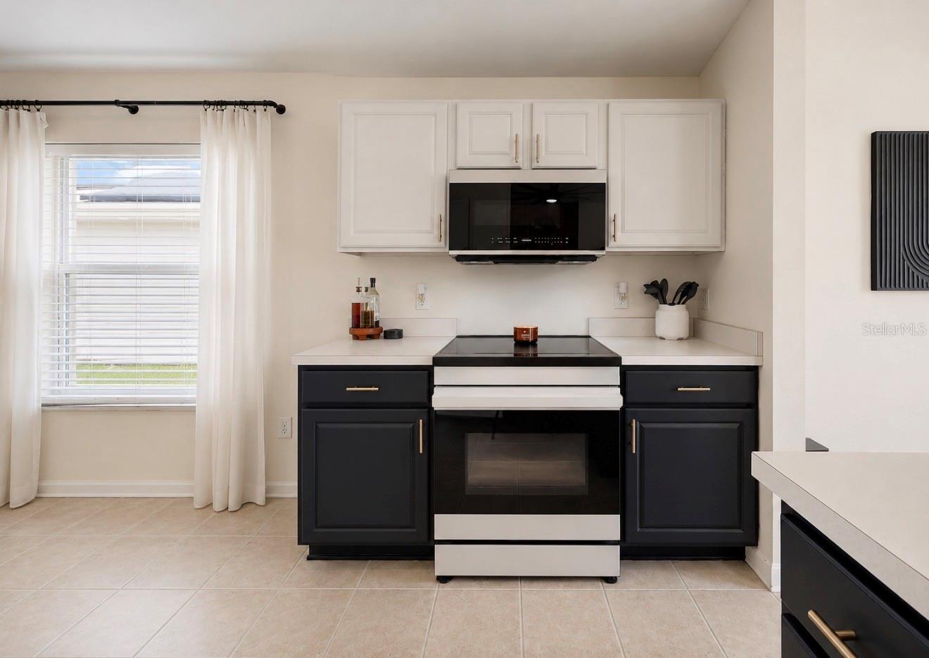 SOUTH POINTE PH 8 - Residential