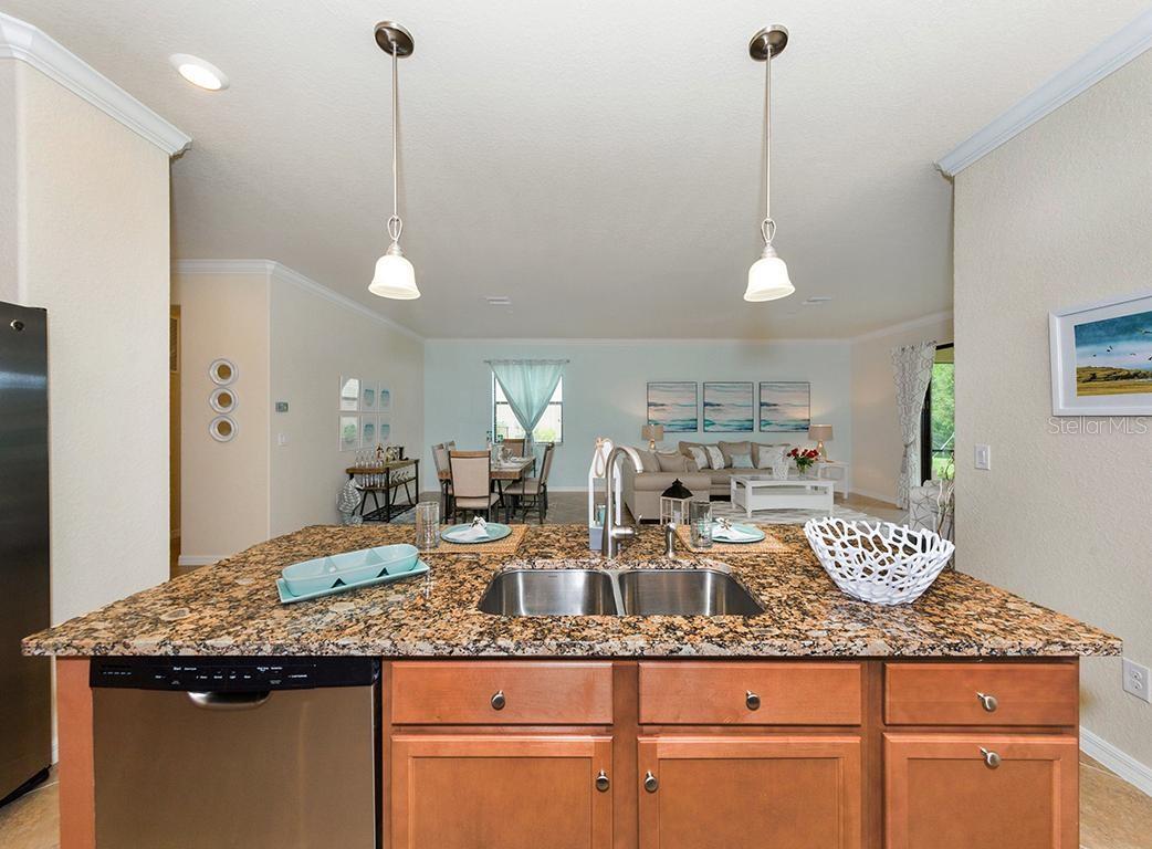 GRAN PARADISO PH 1 - Residential Lease