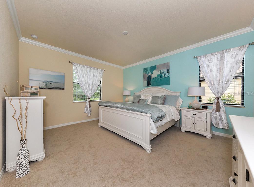 GRAN PARADISO PH 1 - Residential Lease