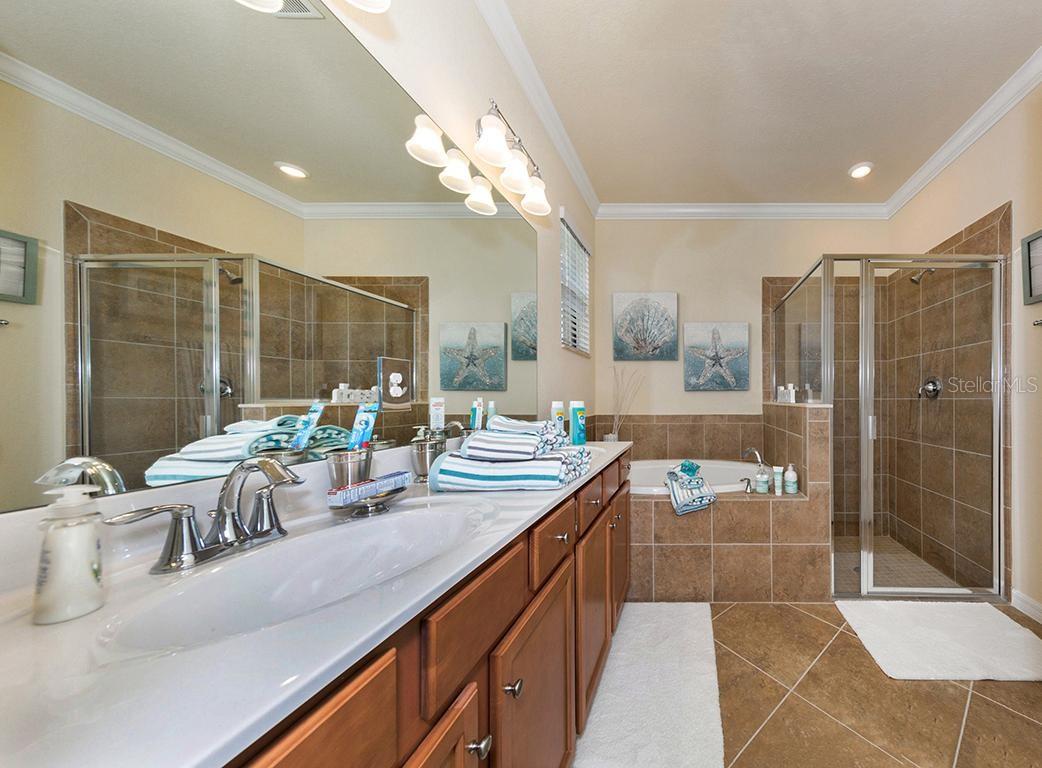 GRAN PARADISO PH 1 - Residential Lease