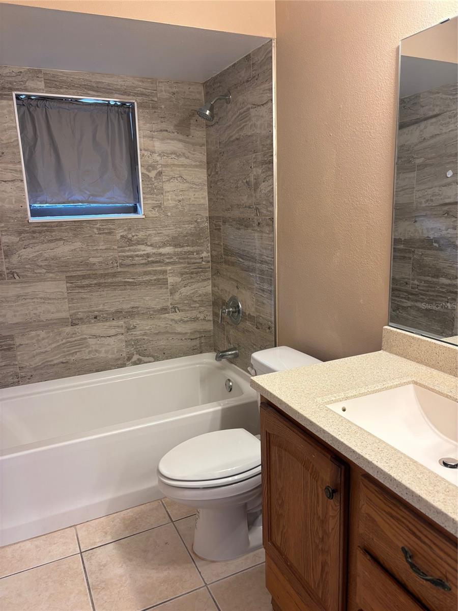 TOWNHOMES WINTER GARDEN - Residential Lease