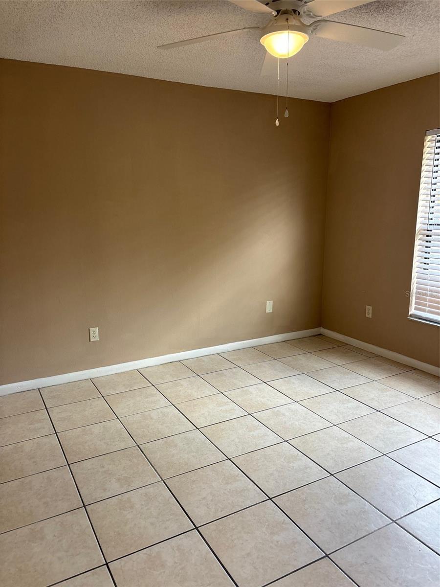 TOWNHOMES WINTER GARDEN - Residential Lease