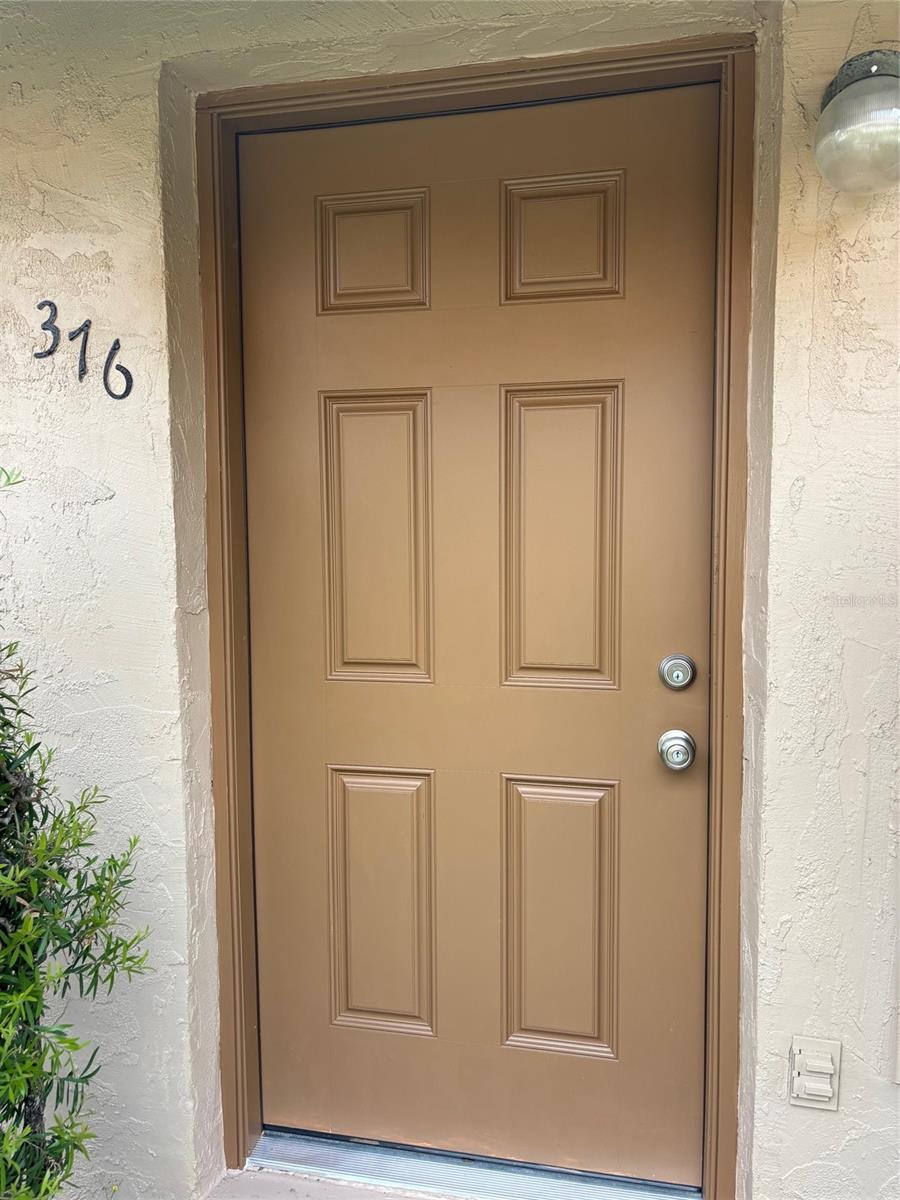 TOWNHOMES WINTER GARDEN - Residential Lease