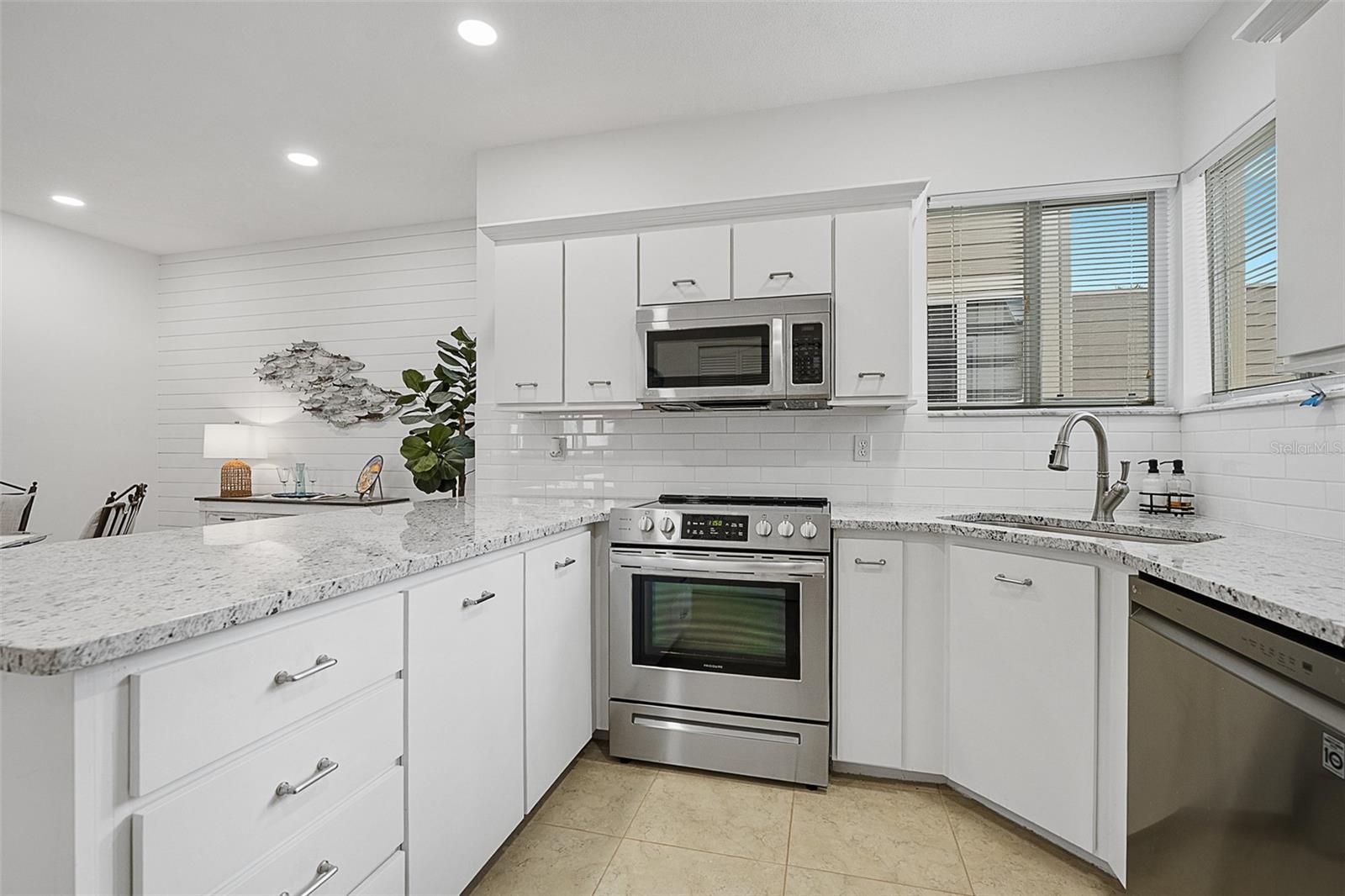 PLANTATION BAY PH 01A UNIT 01-6 - Residential