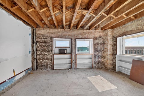 Tiny photo for 400 W Main Street, Leesburg, FL 34748 (MLS # G5115608)