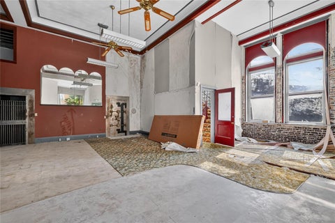 Tiny photo for 400 W Main Street, Leesburg, FL 34748 (MLS # G5115608)