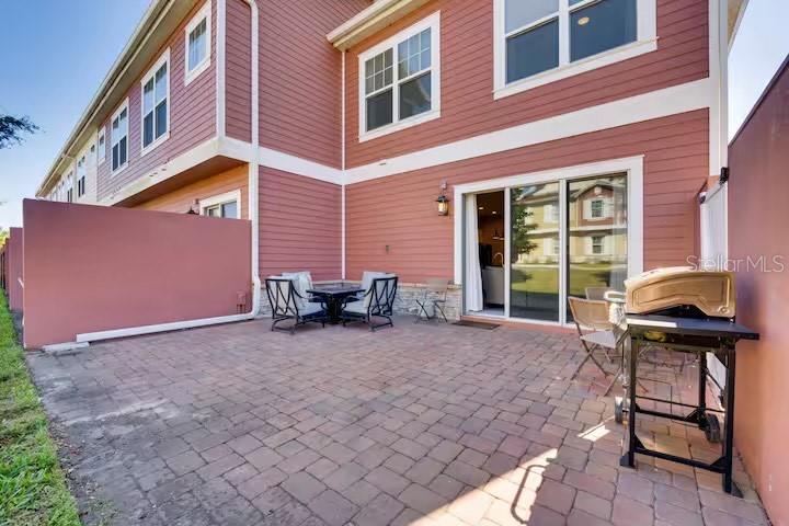 7583 SUNNY DREAMS LANE