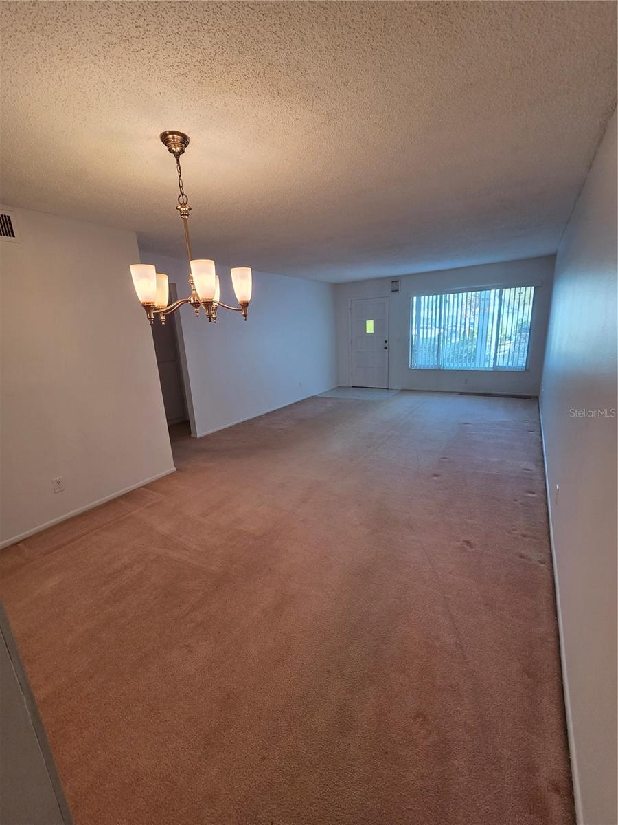 ON TOP OF THE WORLD - Residential