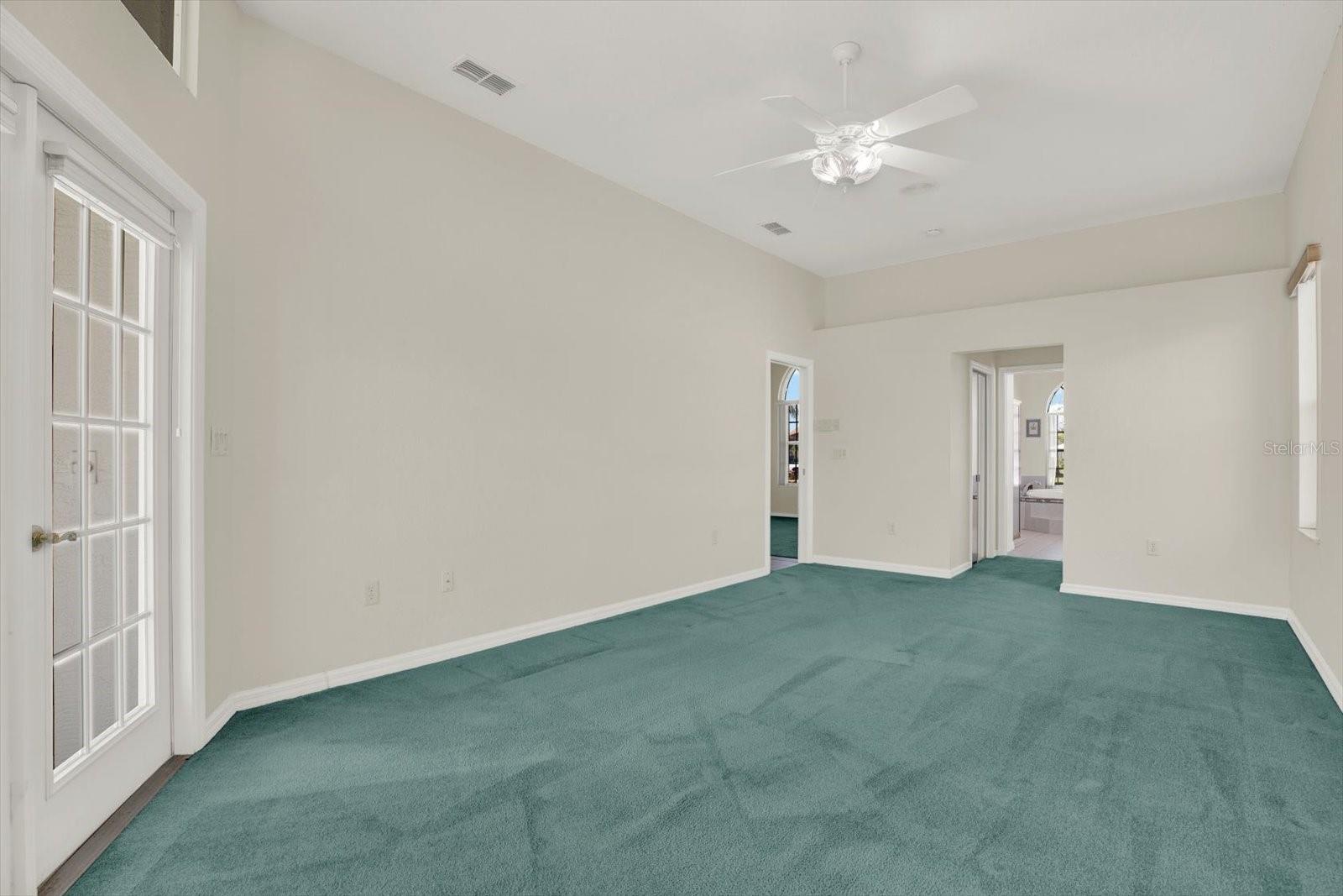 THE ESTATES - Residential