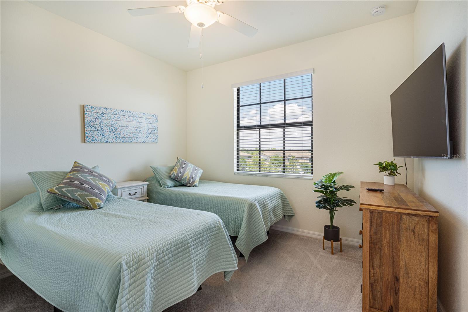 TERRACE VI AT LAKEWOOD NATIONAL PH I - Residential