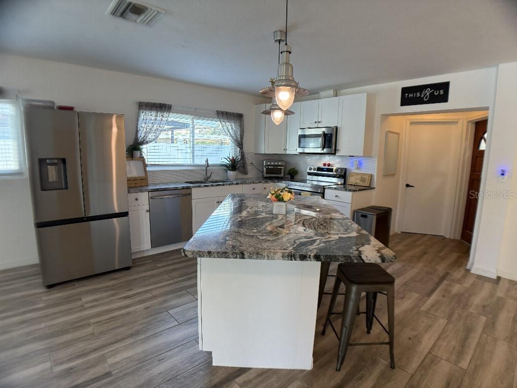 SHORE ACRES BUTTERFLY LAKE REP - Residential