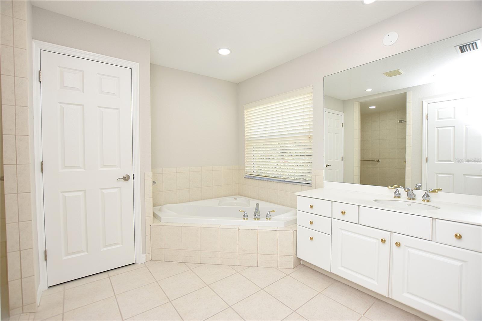 FULLER HEIGHTS - Residential