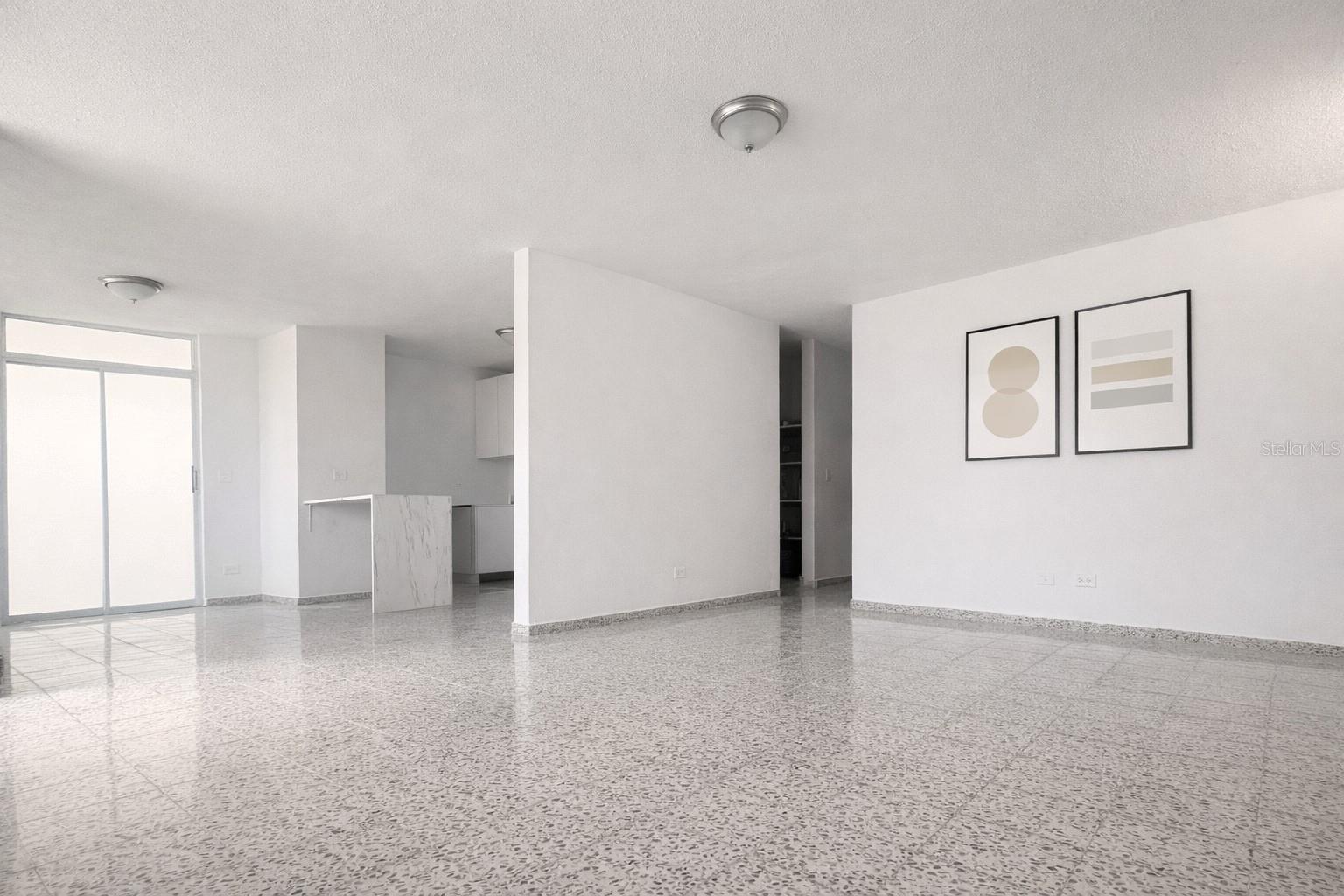 VILLA CAROLINA - Residential